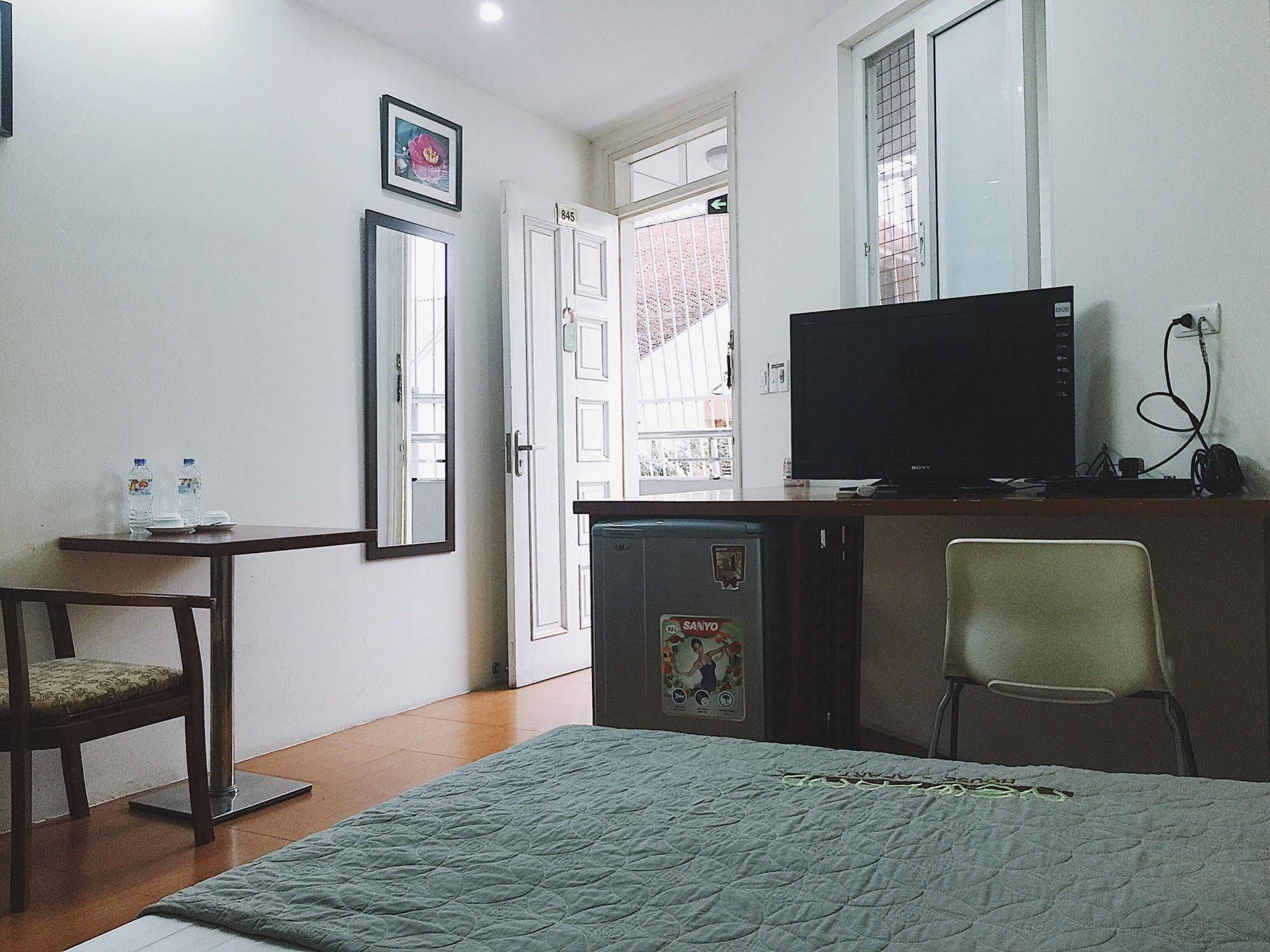 V-Studio Apartment 2 ハノイ市 エクステリア 写真